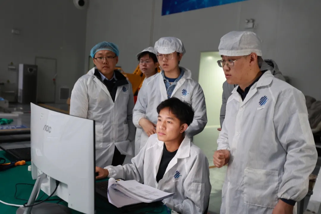 九天微星研制的低軌寬帶通信試驗(yàn)衛(wèi)星通過出廠評審